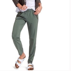 Athleta Green Ankle Pants